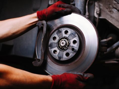 Brake Pad Replacement – Save Money and Prevent the Costly Failure of Brakes!